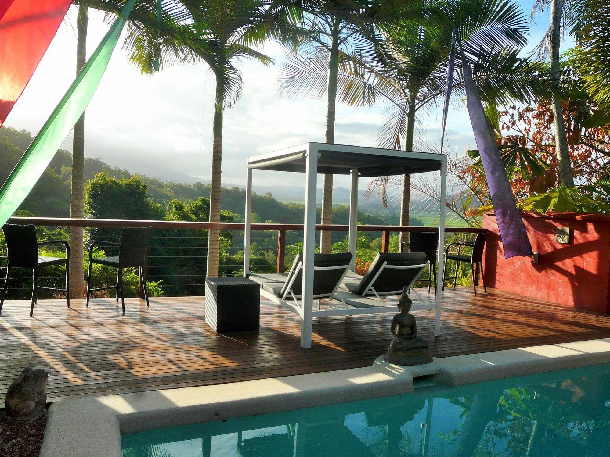Mai Tai Resort Cassowary Exterior photo